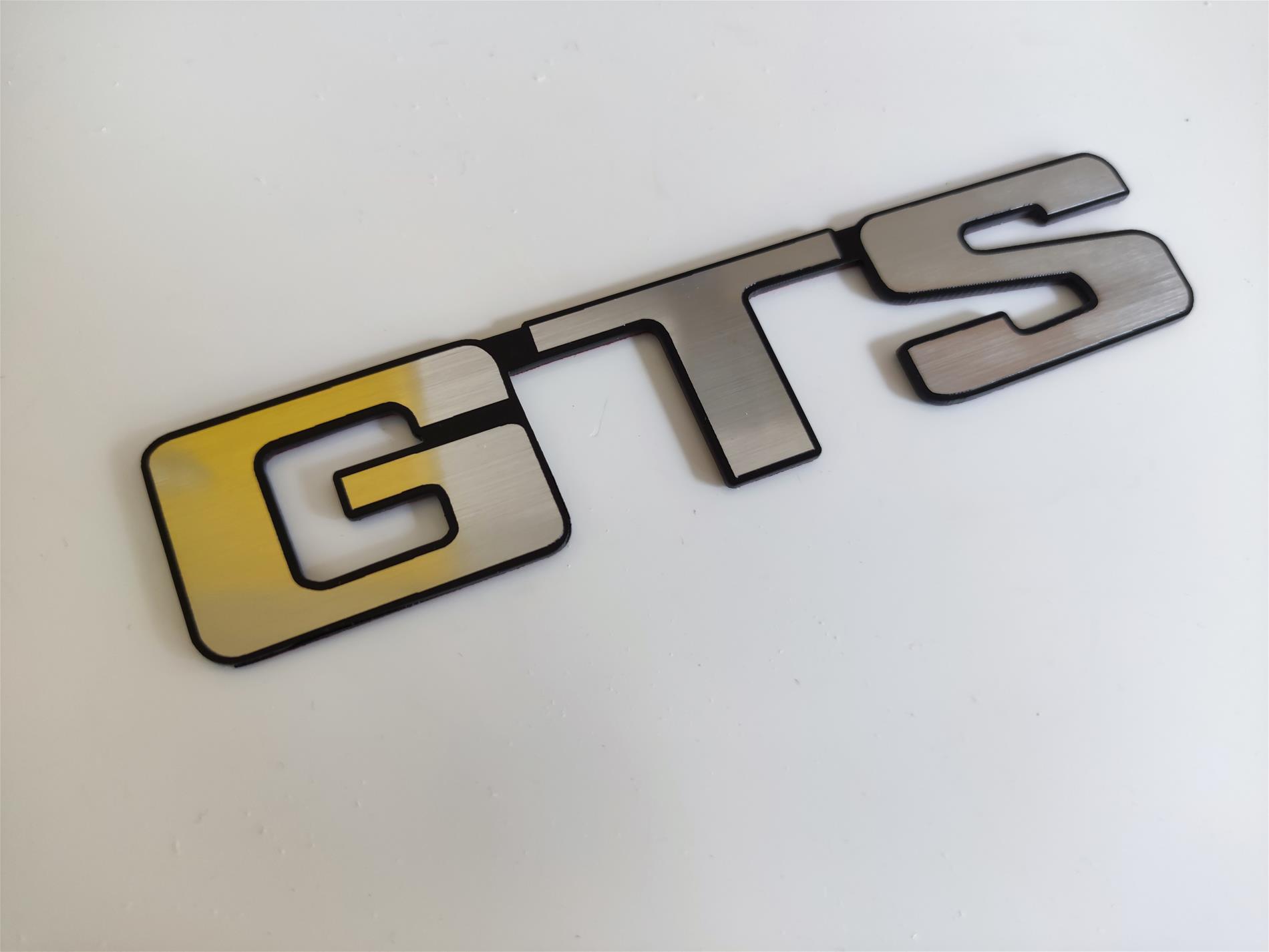 Ford Taunus GTS Kaporda Yazısı