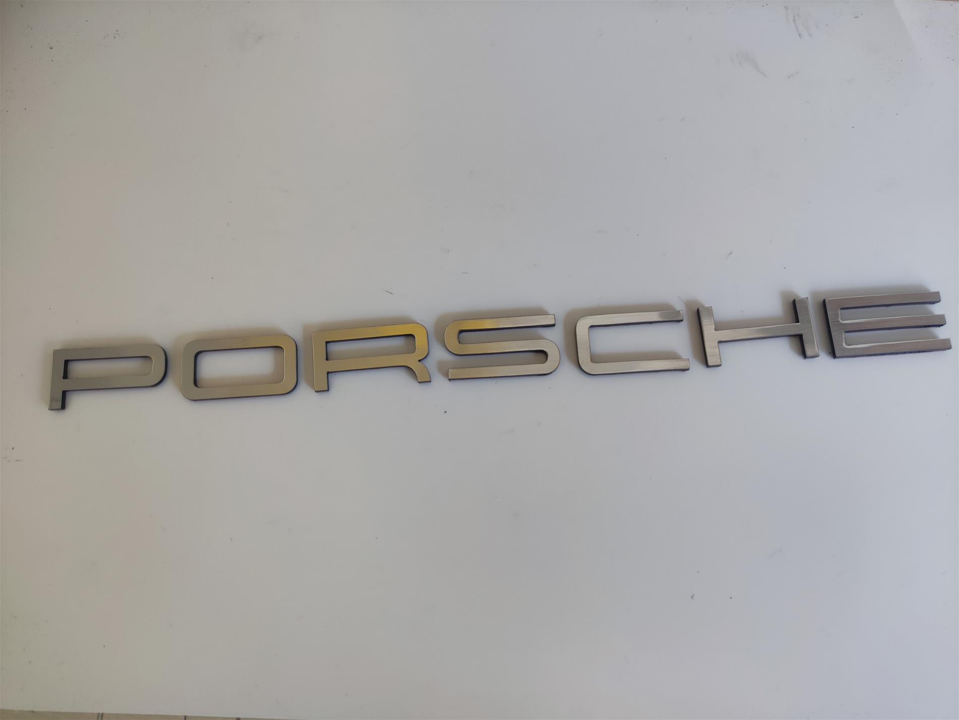 Porsche bagaj yazısı - Resim 4