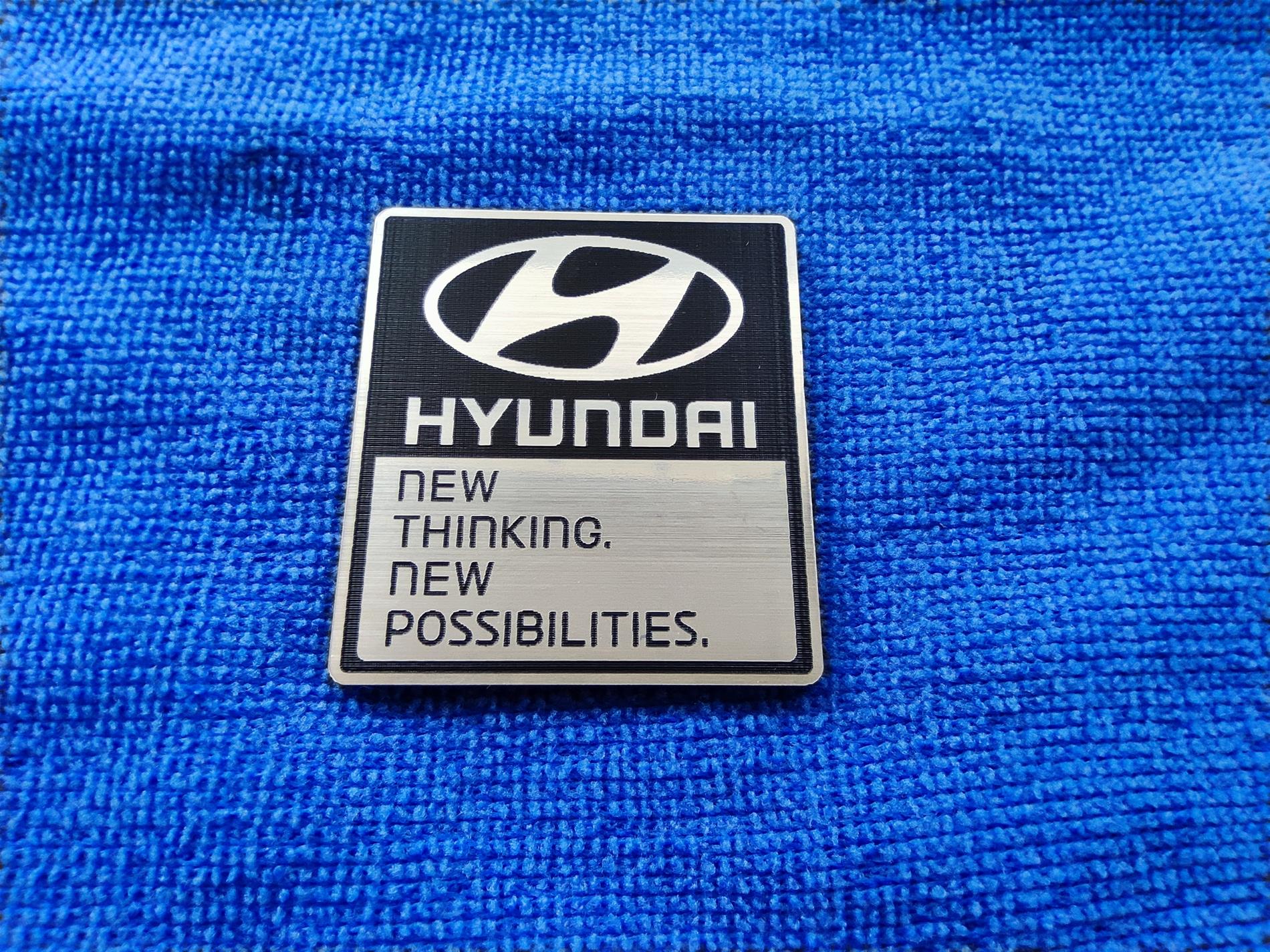 Yeni sloganlı Hyundai etiketi 45x50mm 