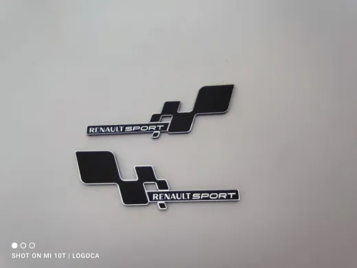 Renault sport damalı plastik etiket
