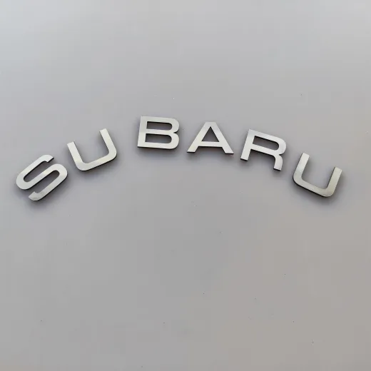 Subaru bagaj yazısı