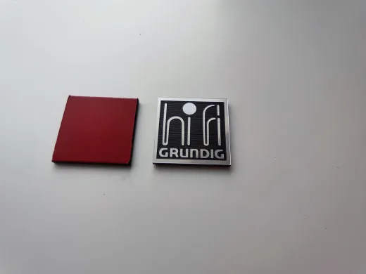 Grundig hifi logo etiket grundig yazısı alt kısımda