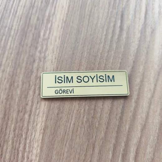 Özelleştirilebilir Şık Mıknatıslı Yaka Kartı Etiketi 72x22mm Gold ve Silver Renk seçeneği