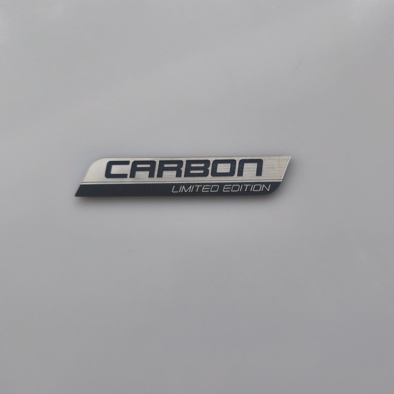 BMW Carbon Limited Edition Alüminyum Görünümlü plastik Etiket - Resim 3