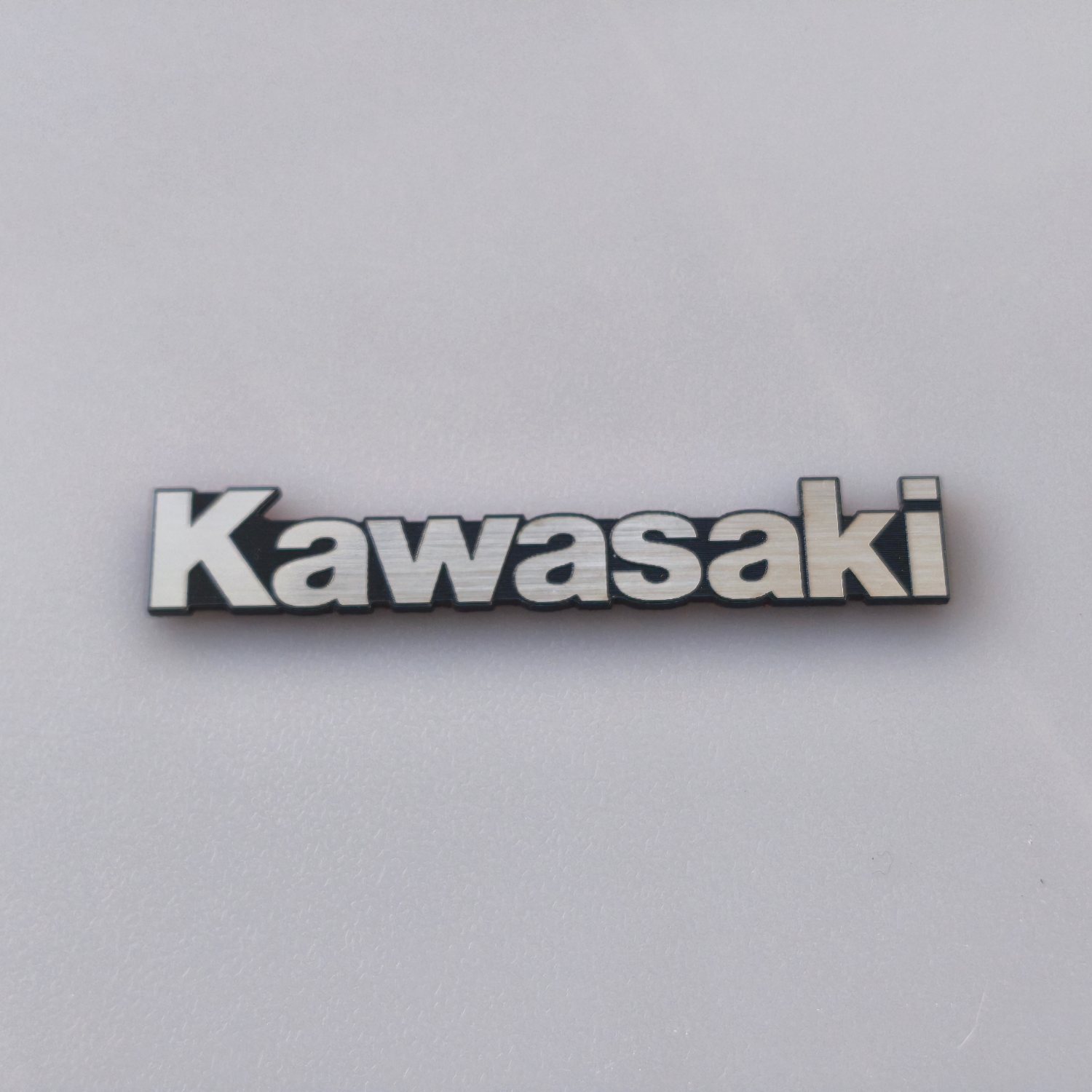 Kawasaki Motosiklet Yazısı Sticker - 3 Farklı Boy Seçeneği ile Kaliteli ve Dayanıklı - Görsel 6