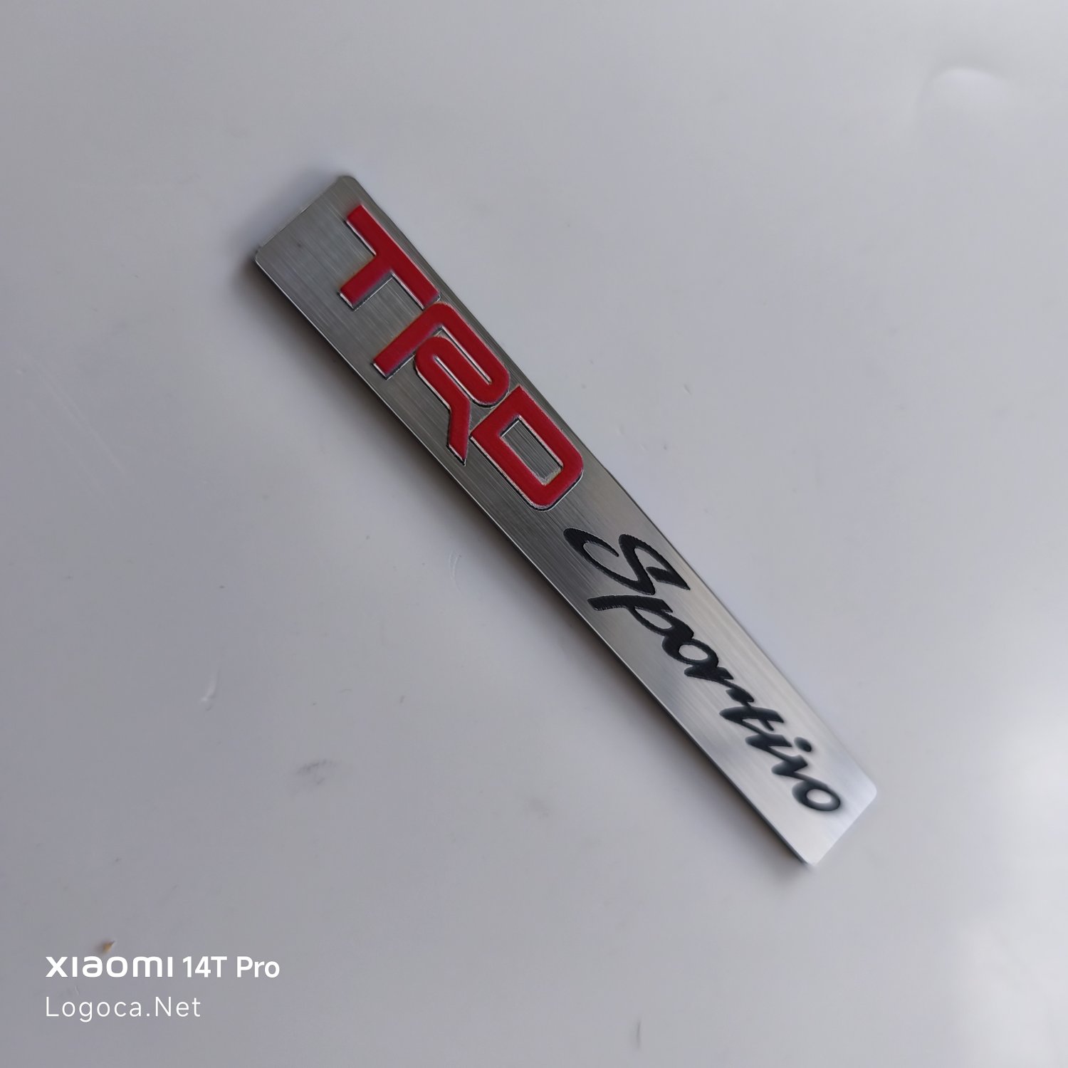 Toyota TRD Sportivo etiket gümüş kırmızı ve siyah renk karışımı ile kaliteli etiket - Resim 4