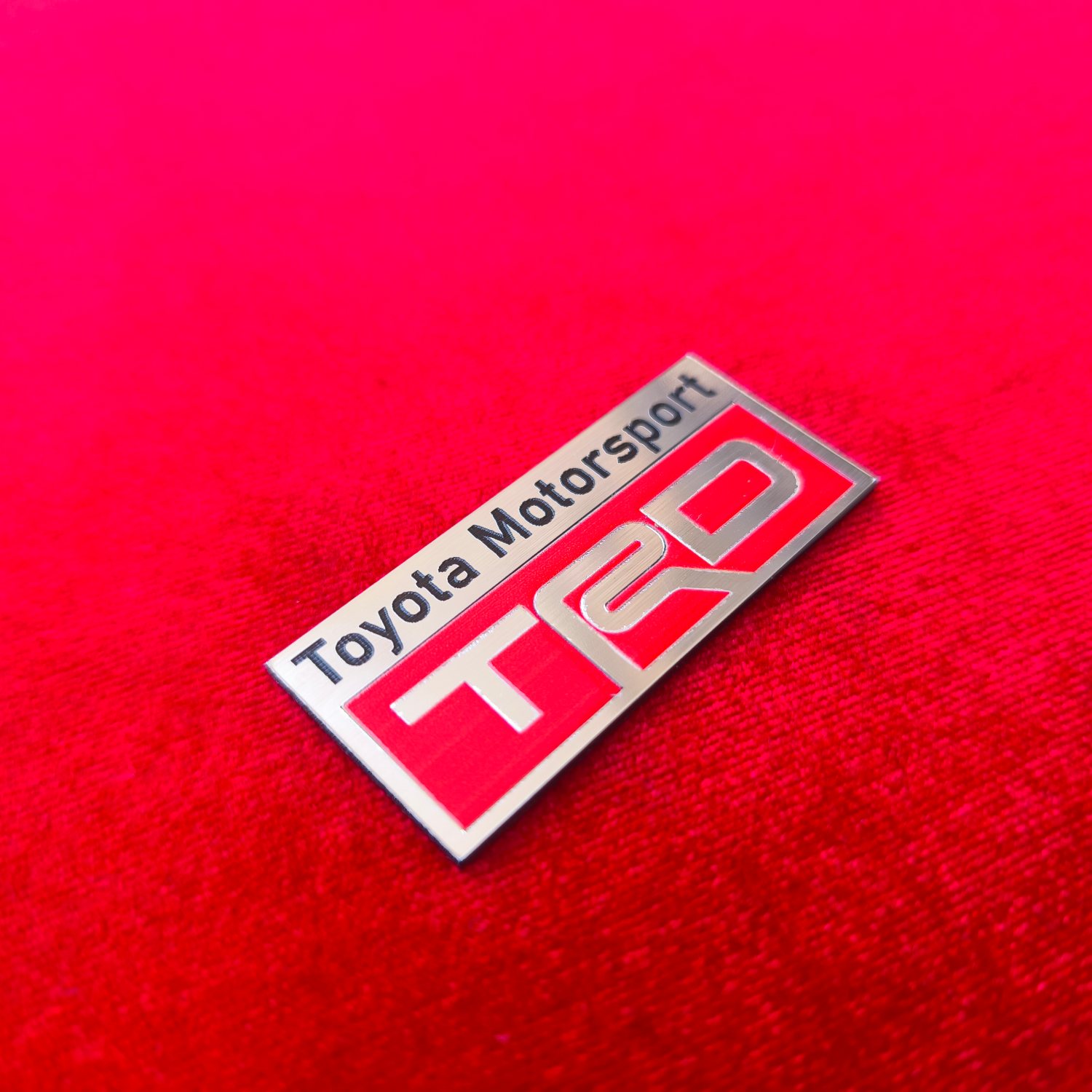 Toyota motorsport TRD  ve toyota racing developer etiket  - Görsel 3