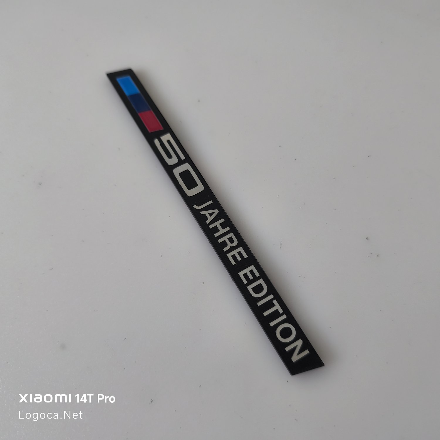 BMW  50 jahre edition plastik etiket - Resim 4