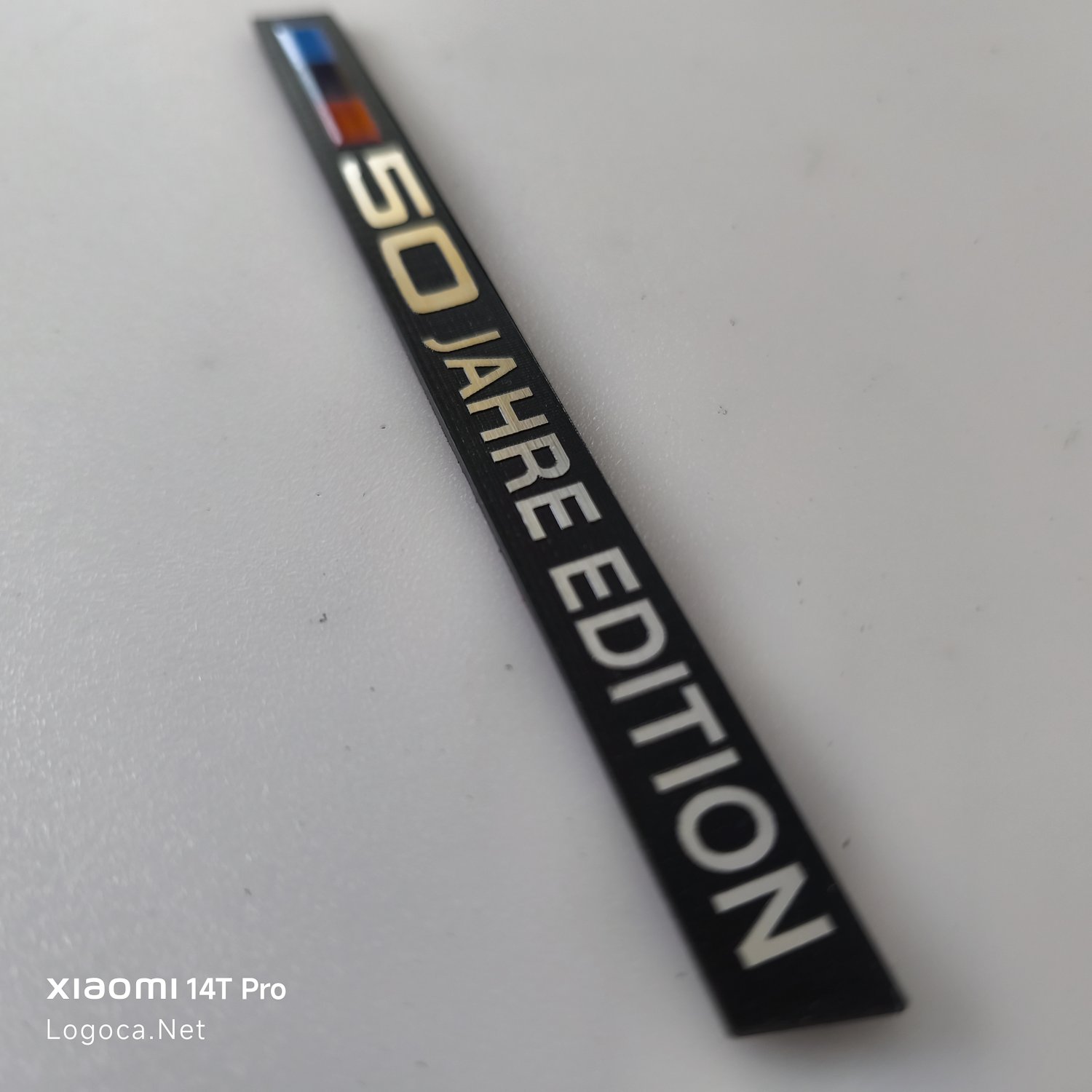 BMW  50 jahre edition plastik etiket - Resim 2