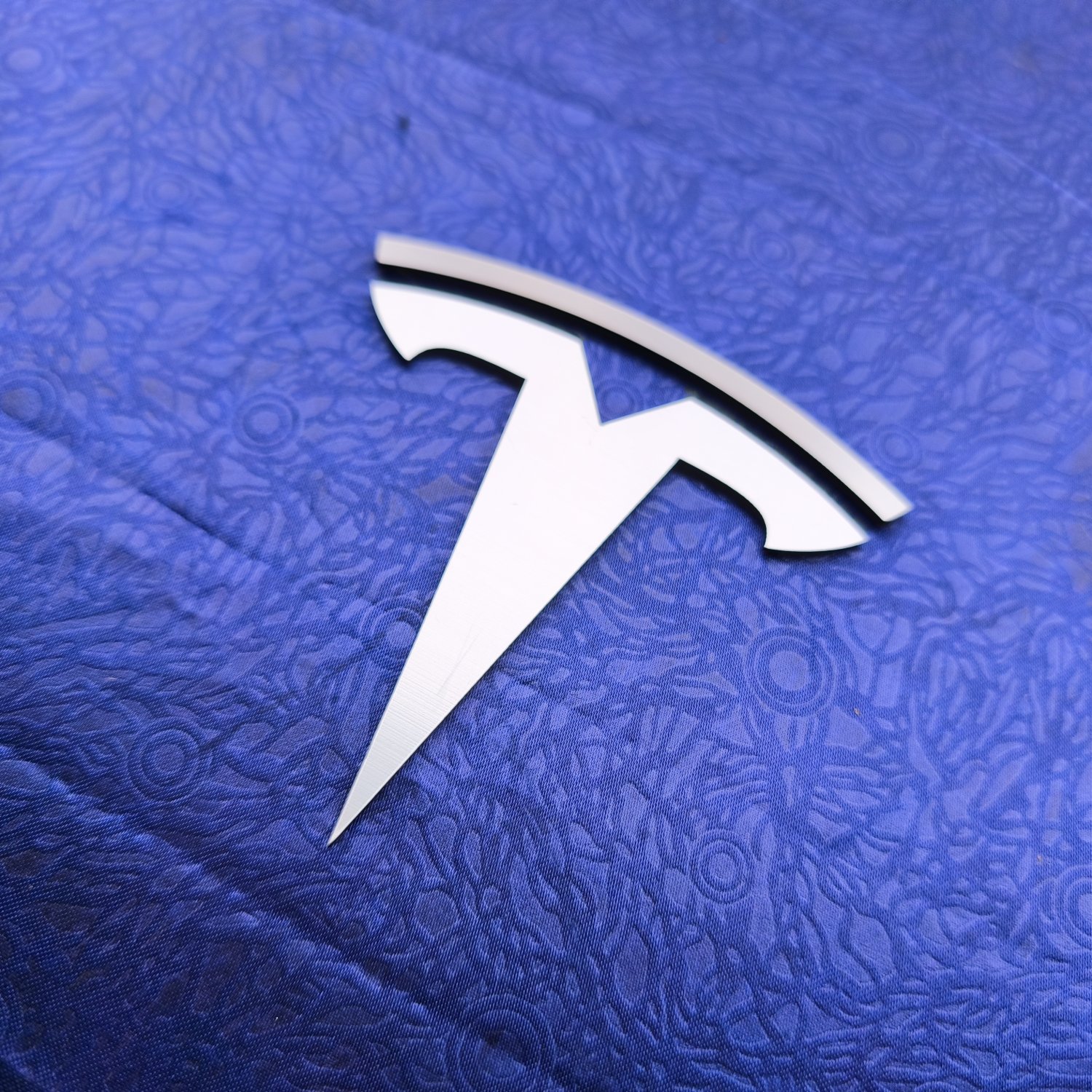 Tesla Ön Kaput Logosu - Yüksek Kalite esnek ve Dayanıklı - Resim 3