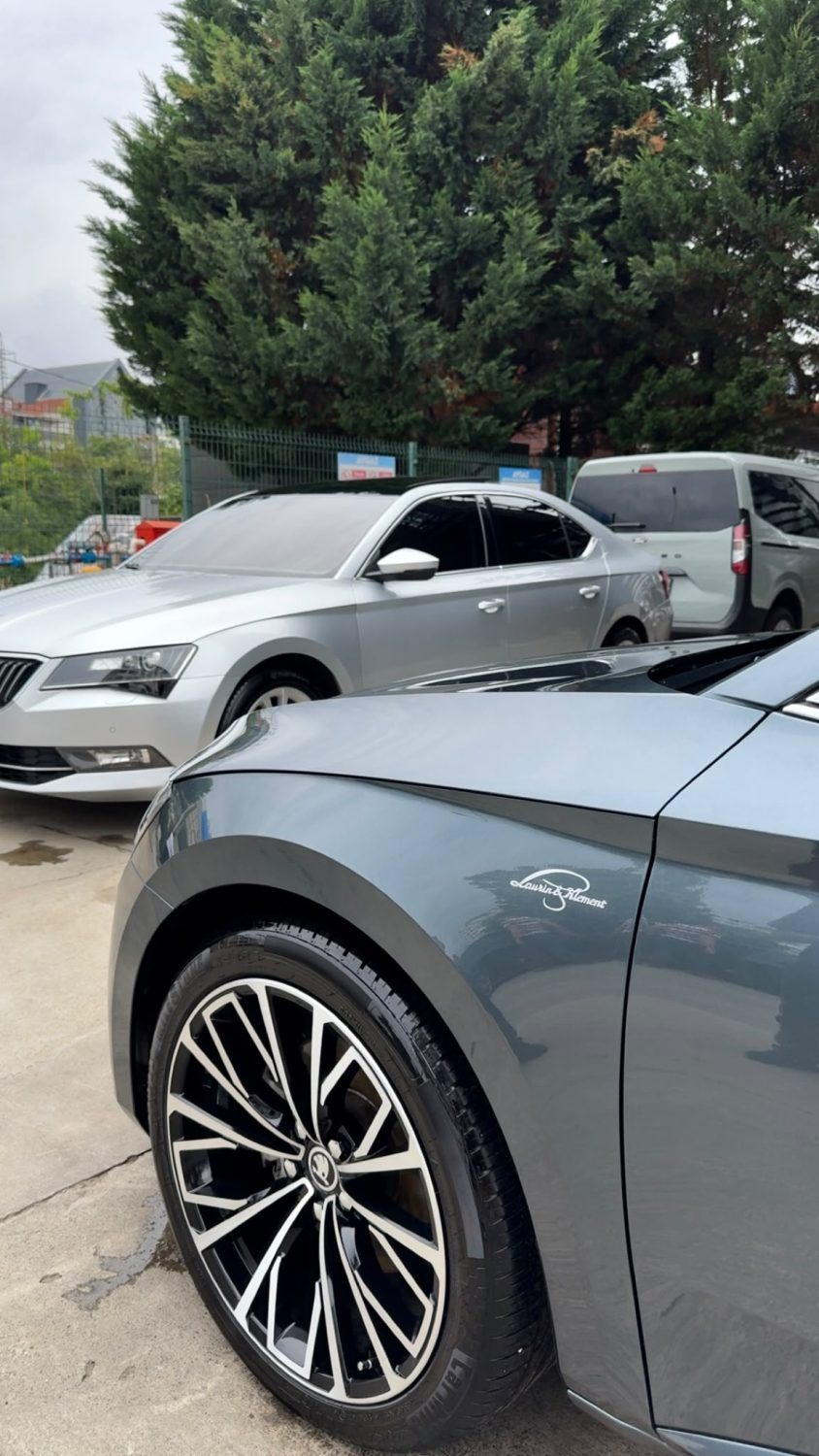 Skoda Laurin Klement Metalik Etiket Takımı - Görsel 12