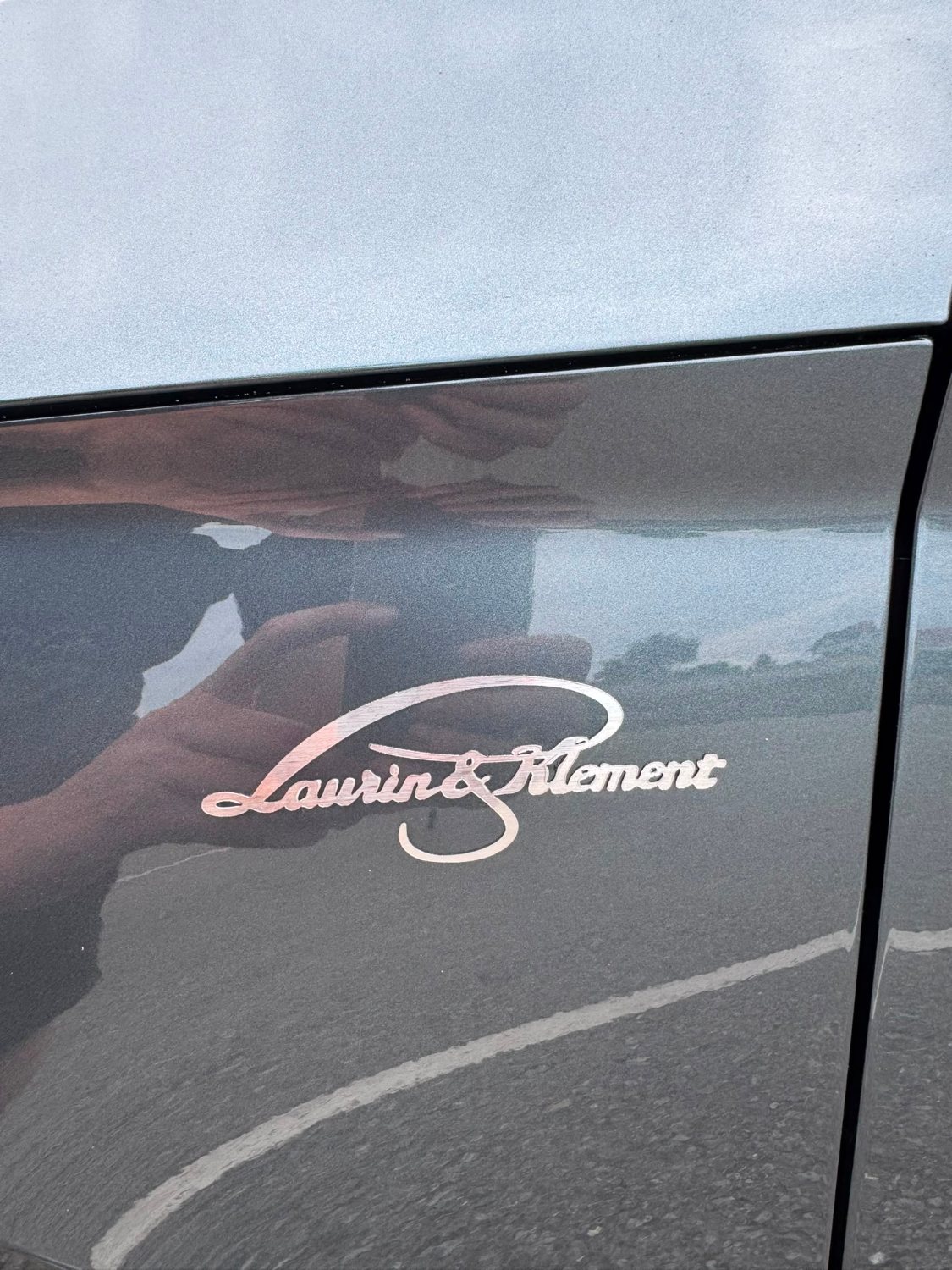 Skoda Laurin Klement Metalik Etiket Takımı - Görsel 8
