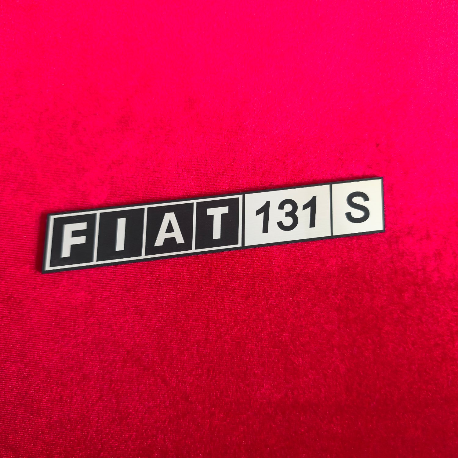 Fiat 131 ve 131S Yedek Plastik Etiket - Dayanıklı ve Kolay Uygulama - Görsel 6